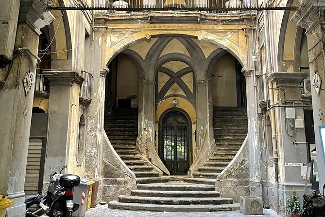 Private tour of Naples with street food tasting - Decumanus major: finishing the street-level storyline near Via dei Tribunali