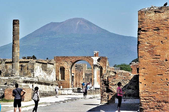 Private Tour of Pompeii with official tour guide and skip the line tickets - Should you book this Pompeii private tour?