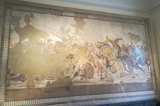 Private Tour of the National Archaeological Museum of Naples - Practical logistics: meeting point, tickets, and museum comfort