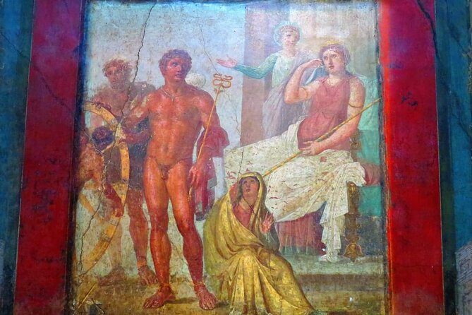 Private Tour with Official Guide through the wonders of Pompeii. - Villas with frescoes and mosaics: where the art carries the story