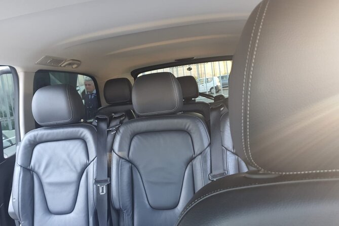 Private transfer from Naples to Maiori or Minori or vice versa - Comfort details that make this a smoother coast day