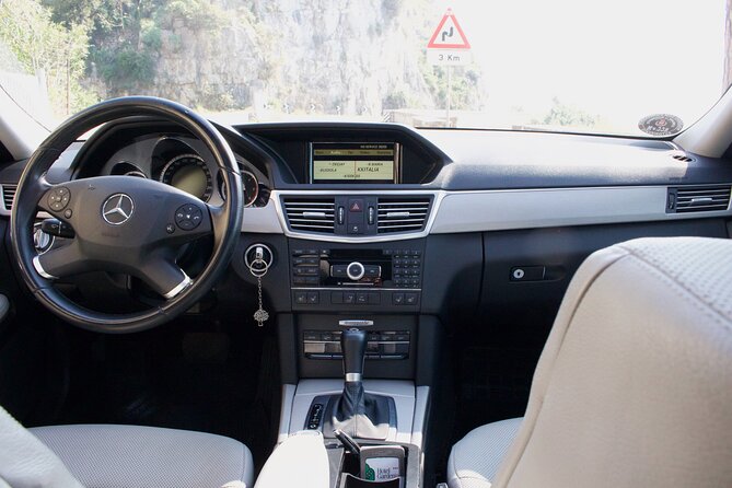 Private Transfer from Naples to Positano or vice versa - Door-to-Door Pickup That Actually Feels Simple