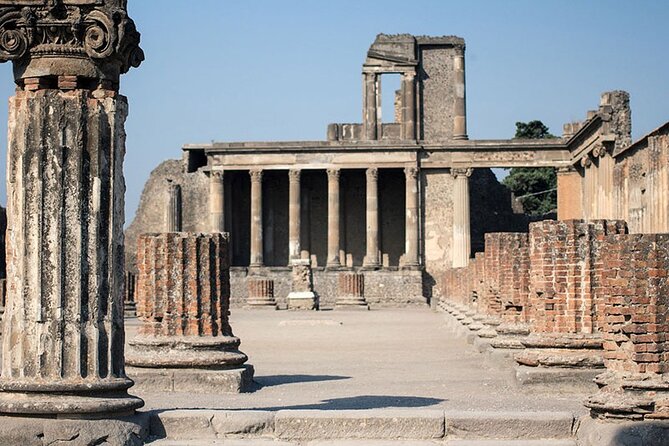 Private Transfer from Naples to Positano with Pompeii Ruins - Naples to Positano Without the Backtracking Headache