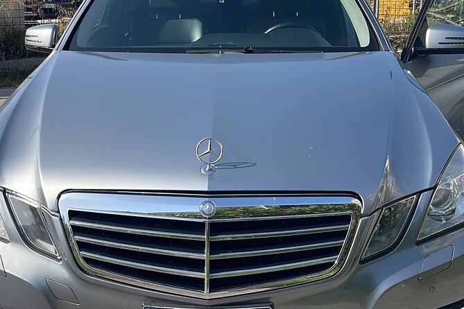 Private Transfer from Naples Train Station to Sorrento - Naples Centrale Pickup: Find Your Driver Fast