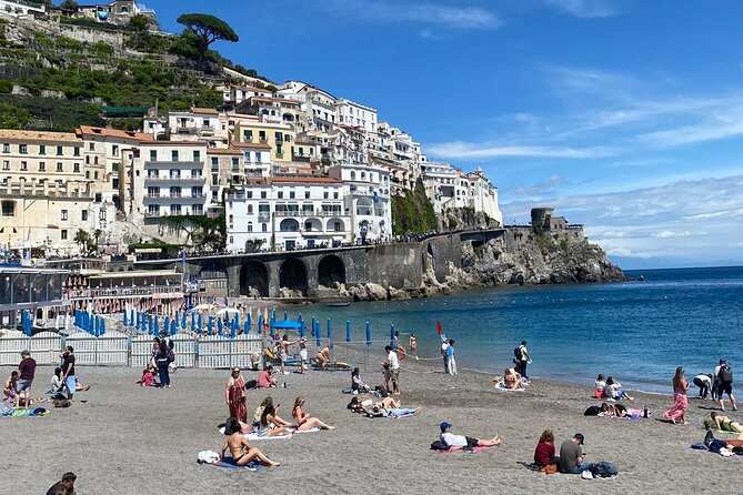 Private transfer from Rome to Sorrento - Coastal stops: Positano, Amalfi, and custom breaks like Montecassino