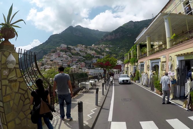 PrivateTransfer NAPLES to POSITANO or vv (with Stop option in Pompeii ) - Arriving in Positano and choosing your drop-off point