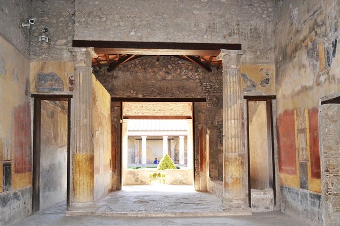 Rome to Pompeii Tour for Kids & Families w Hotel Pickup & Skip-the-Line Tickets - Stabian Baths: Roman Public Baths for Real People