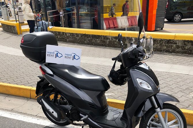 Scooter Tour In Naples - Stop-by-stop: your Naples route on two wheels