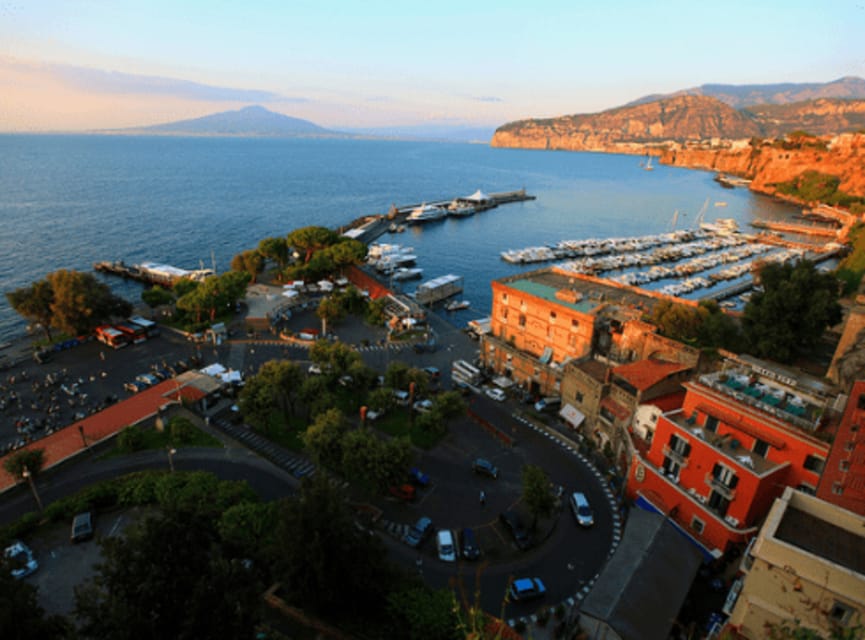 Shared Tour Sorrento, Amalfi Coast, and Pompeii from Naples - Pompeii With an English-Speaking Guide (Small Group or Full-Day Guidance)