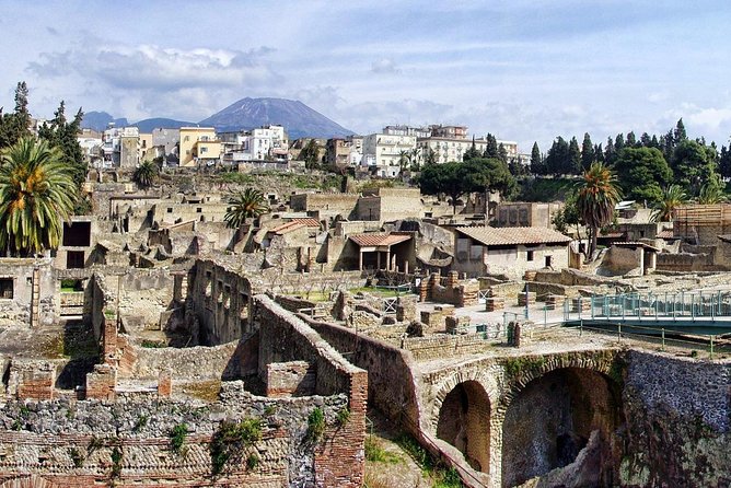 Shore tour of Pompeii, Vesuvius and Herculaneum. - Naples Pickup: Starting Smooth and Staying Efficient