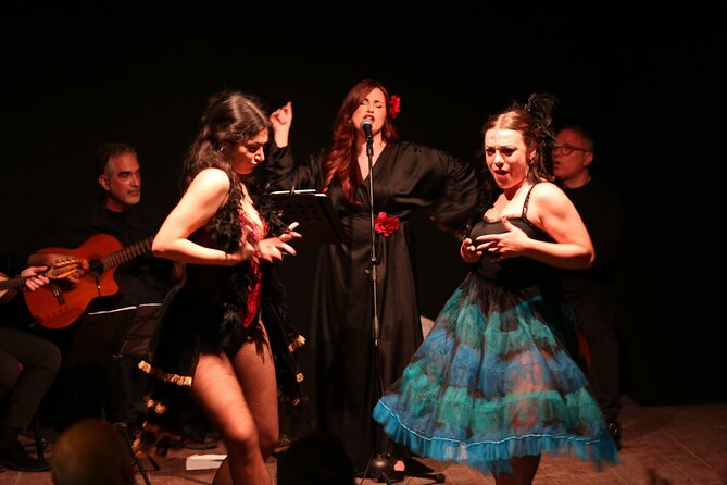 Show Songs Music and Neapolitan Dances with Tasting - The dish-and-wine tasting: real Naples food, not a garnish