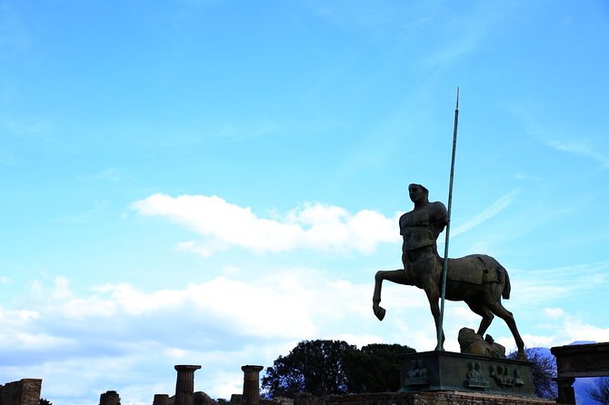 Skip-the-Line Best of Pompeii in one Day Tour w Local Guide & new opened houses - Key things to know before you go