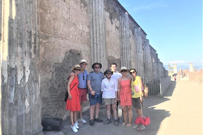 Skip-the-Line Best of Pompeii in one Day Tour w Local Guide & new opened houses - Meeting at Coffee Shop Vittoria and staying flexible without a hotel pickup
