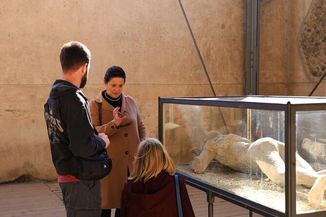 Skip-the-line Exclusive Private Full-Day Complete Ancient Pompeii Guided Tour - Casa di Ottavio Quartione and Stabian Baths: Everyday Life in Plain Terms