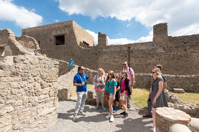 Skip the Line: Pompeii Express Small Group Guided Tour - Inside the restored domus: frescoes, mosaics, and elite daily life