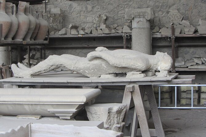 Skip-The-Line Tickets VIP Small Group Tour To Pompei and Vesuvius - Should you book this VIP Pompeii and Vesuvius tour?