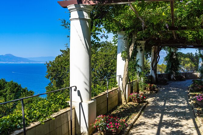 Small Group Tour from Rome to Blue Grotto, Anacapri and Capri - Blue Grotto by Minibus and Small Boat: The Main Event