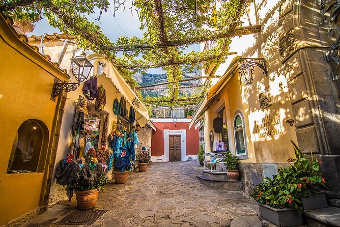 Sorrento Positano Amalfi from Naples with lunch included - Sorrento free time: the easiest place to start your day
