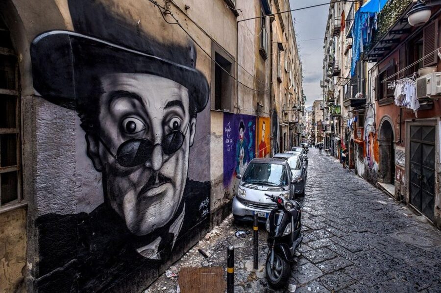 Street art tour of the Spanish Quarters & Maradona idol - Quartieri Spagnoli: turning a neighborhood into an open-air museum