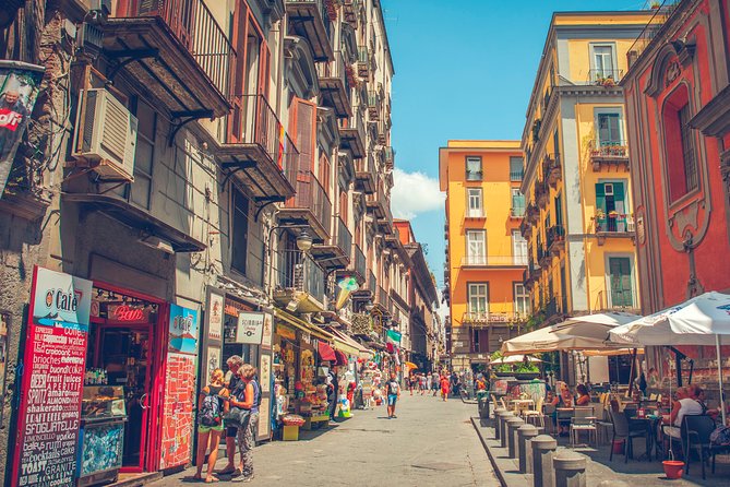 Street Food Tour in Naples - Spaccanapoli: the best way to get your bearings fast