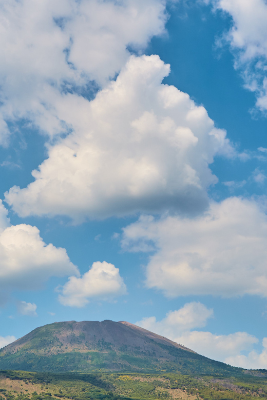 Sunset tour: Mount Vesuvius Entry + Transfer - From Pompeii pick-up to the Volcano entrance: the transfer factor