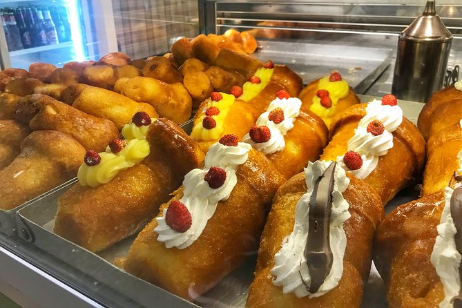 Tasty Ancient Naples & San Gregorio Armeno Food, Wine and Sightseeing Tour - Spaccanapoli: cuoppo fish cones and limoncello brightness