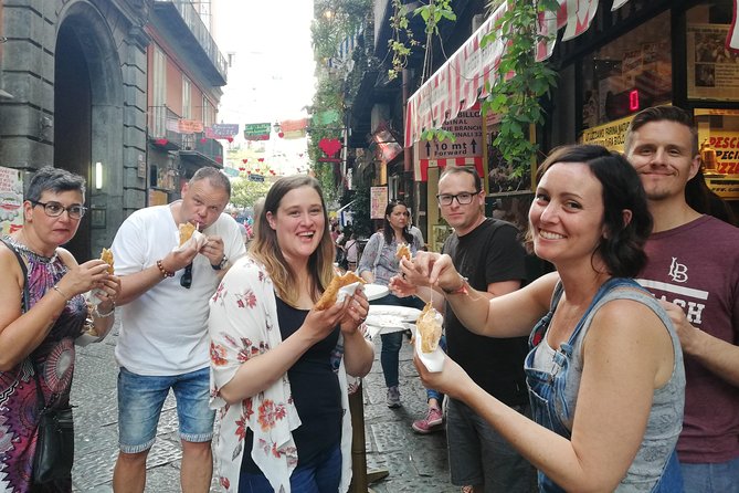 Tasty Naples Street Food Tour of MustEat Gourmet Specialties and MustSee Sites - Stop 3: Spaccanapoli and the sights around it