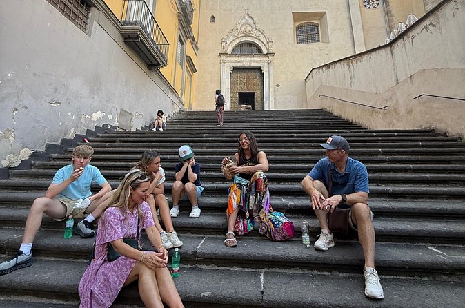 The 10 flavors of Naples tastings in the historic center - Mercato della Pignasecca: Mozzarella and Wine, Not Just Souvenirs
