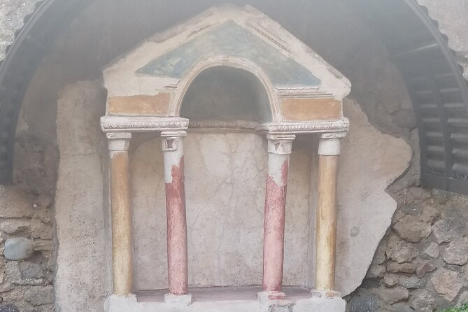 The charm of Pompeii and Herculaneum.Private Tour with Official Guide - Pompeii park time: making the most of 2 hours