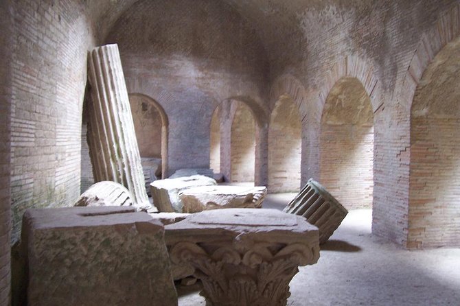 The Phlegrean Fields Discover the ruins of Baia, Cuma and Pozzuoli - Roman Baths in Baia: seeing the everyday side of Roman luxury
