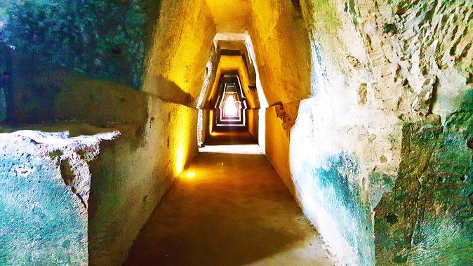 The Phlegrean Fields Discover the ruins of Baia, Cuma and Pozzuoli - Small risks worth planning for