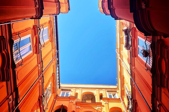 The soul and taste of Naples - Piazza Dante coffee: the fast track to a Neapolitan frame of mind