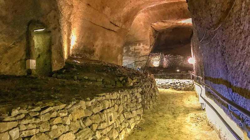 The Underground of Napoli: a Trip to the Hidden City - From street-level Naples to the 12-meter-under world