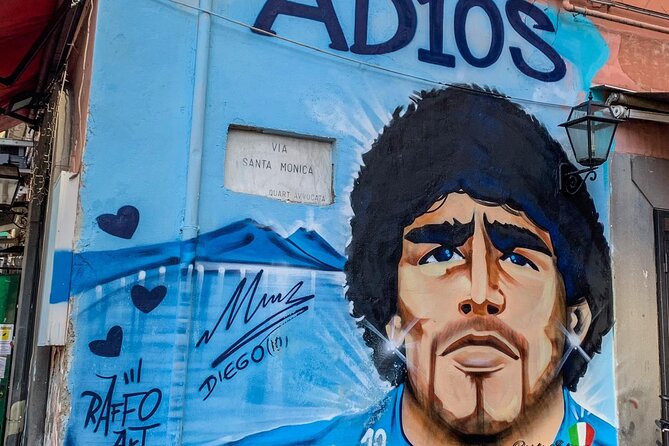 Tour of Naples and his Idol Diego Armando Maradona - Guides can make it feel personal: Mira and Sascha as examples