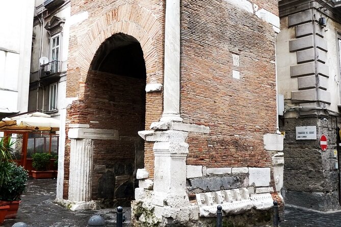 Tour of the Greek-roman Naples with an archaeologist - Piazza Bellini Greek wall: a quick stop with a big payoff