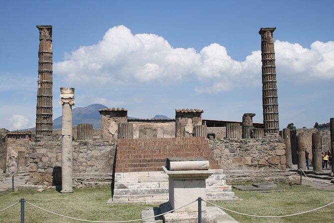 Tramvia Napoli Daily Trip to Pompeii Ruins - Inside Pompeii: What the Geolocated Audio Guide Does Well