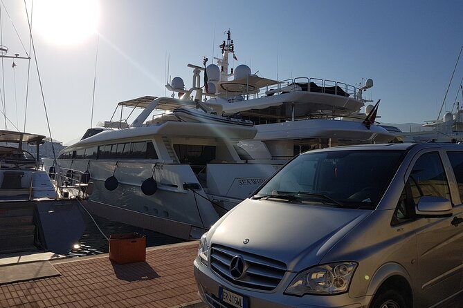 Transfer from Naples area to Sorrento area from 4 to 6 passengers - Key highlights at a glance