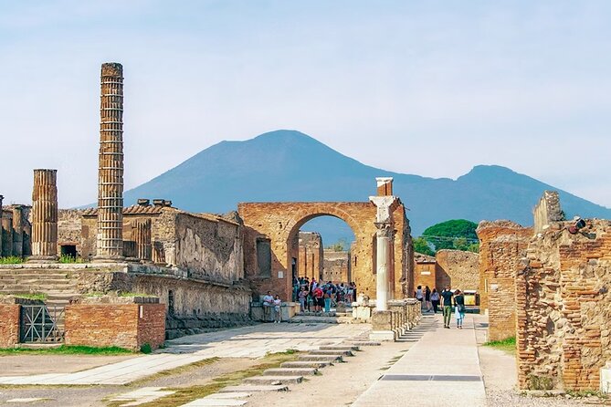 Transfer from Naples to Sorrento with stop in Pompeii - Pompeii Stop: How the 2-Hour Window Usually Feels