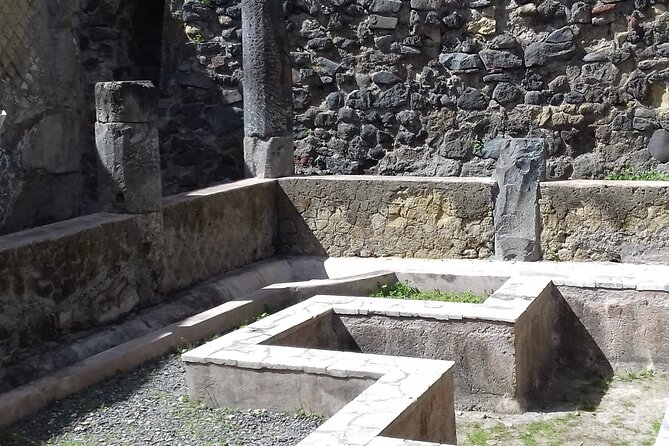 Transfer From Naples Train Station/area to Sorrento 2hr stop in Herculaneum - Price and value: is $178 a good deal for what you get?