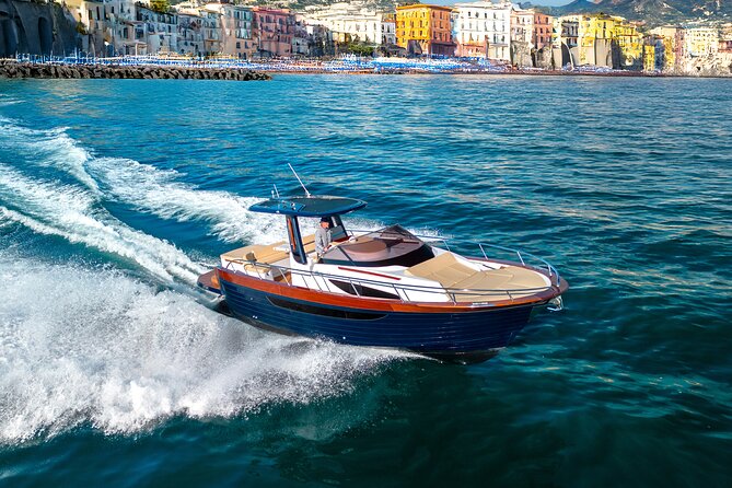 Transfer to Capri - Capri Transfer by Private Boat: The Short Cut to Big Views