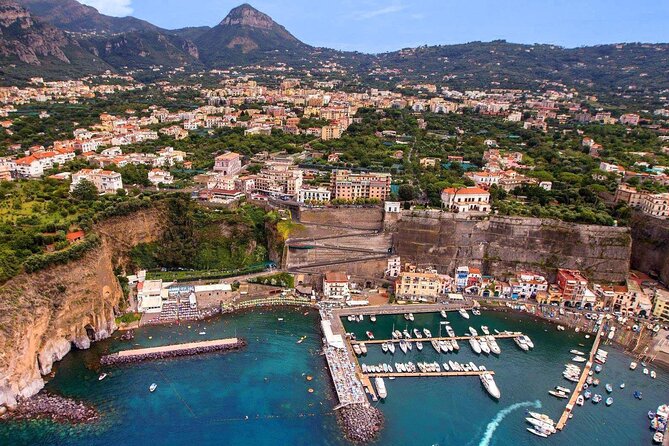 Transfers from Naples to Sorrento Positano Amalfi Ravello Maiori - Door-to-door Amalfi Coast transfers from Naples: what it feels like