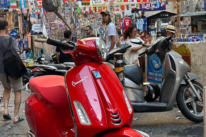 Vespa Naples rental - Who this scooter rental is best for