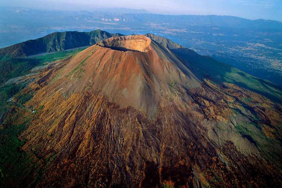 Vesuvio: 3h trekking tour with volcanological guide - Meeting point and timing: how the experience actually flows