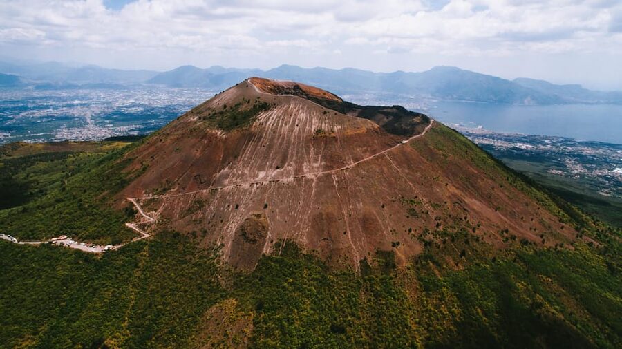 Vesuvio Skip The Line Ticket With Digital Audioguide - Crater views and volcanic details you’ll actually notice
