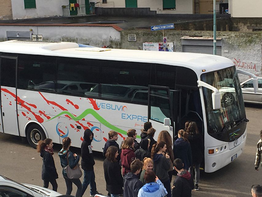 Vesuvius and Pompeii Transfer + Entrance for the Vesuvio - What to bring so the day feels easy, not exhausting