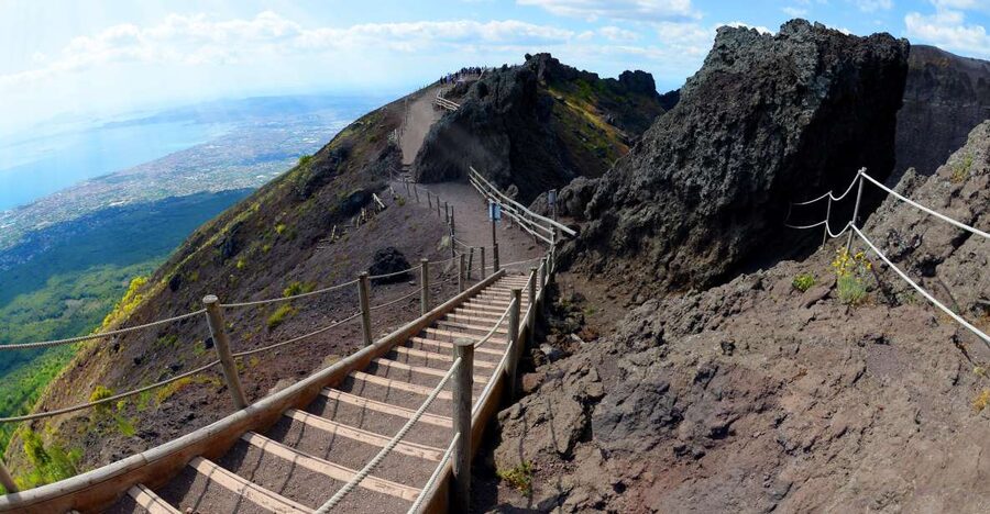 Vesuvius: entrance ticket + bus round-trip - Vesuvius crater: why this trip feels worth it