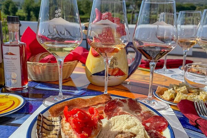 Vesuvius Wine Tasting Experience with Lunch Included - Getting there in Trecase: meeting point reality check