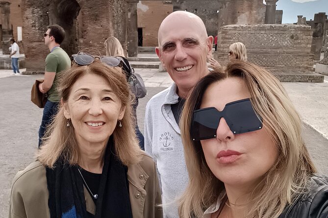 Visit Pompeii including the transfer from Naples and return - Pompeii in 2 hours: how this visit actually works