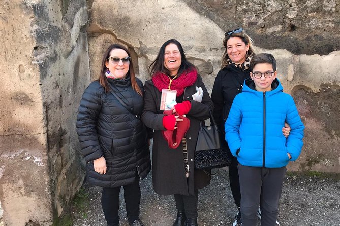 Visit Pompeii with an expert professional guide (2/3 hours) - Basilicas, thermal baths, and houses: how the stops build a story