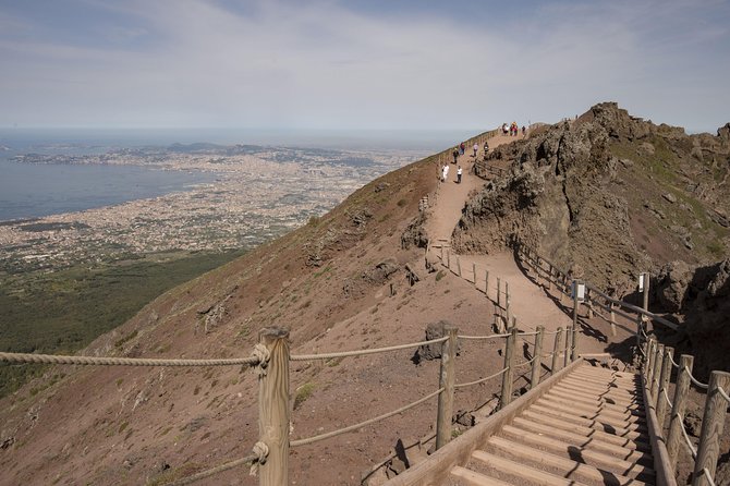Volcano & Ruins: visit Mt. Vesuvius, Herculaneum and Pompeii tour - Should you book this tour?